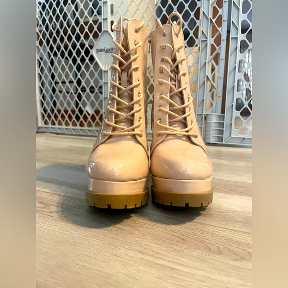 Nude High Heels (trade in progress) - Picture 5 of 5